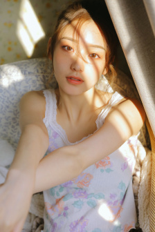 美女主播三级在线直播